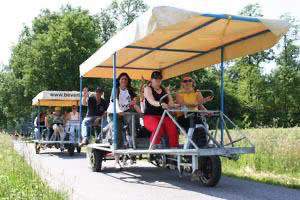 Riesentandemtouren und Bierbikefahrten