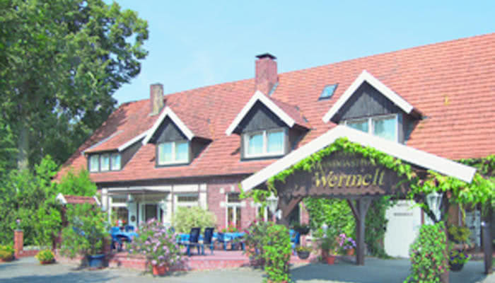 Außenansicht des Hotel Wermelt in Greven
