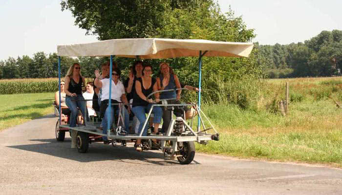 Ausflug mit dem Riesentandem oder Bierbike in Münster oder Osnabrück