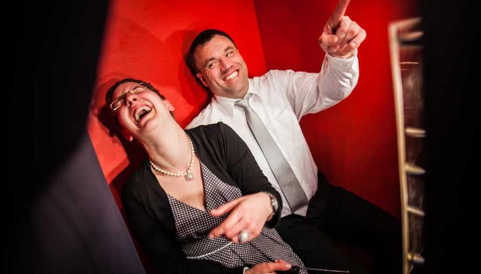 Paar in der Fotobox auf einer Hochzeit in Münster