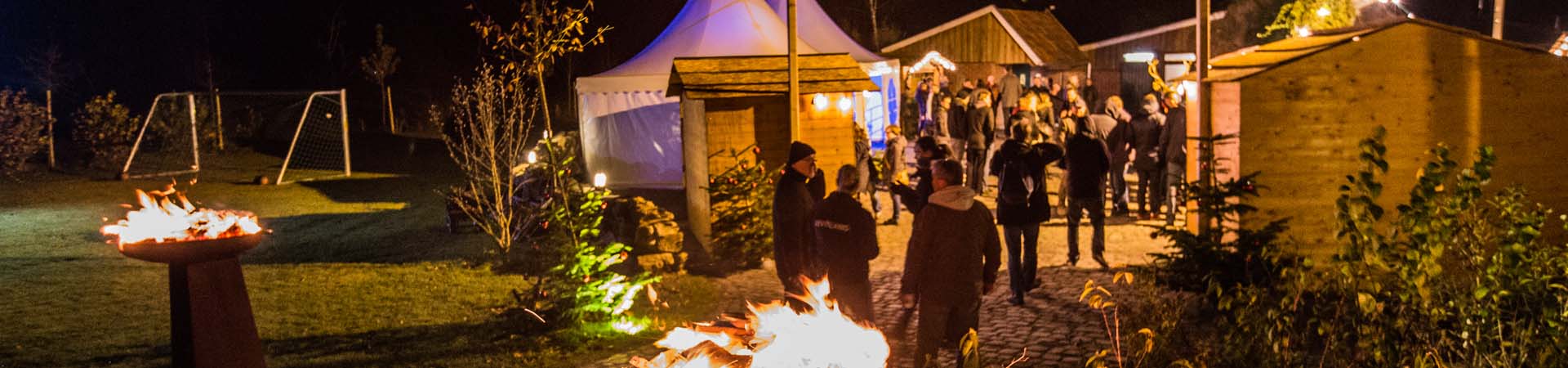 Weihnachtsfeier bei Münster mit Fackelwanderung